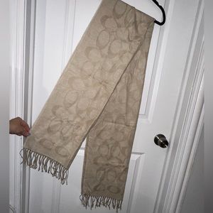 NWT Coach scarf reversible soft